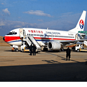 万州五桥航空运输航空快运业稳步发展的原因是什么？
